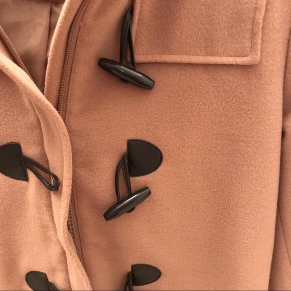 Tan jacket with hood - Picture 4 of 5